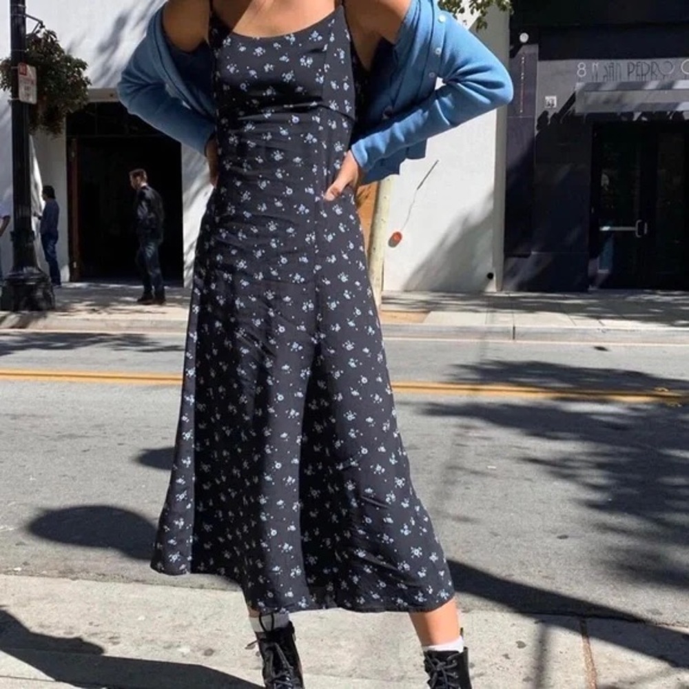 Brandy Melville colleen midi dress
